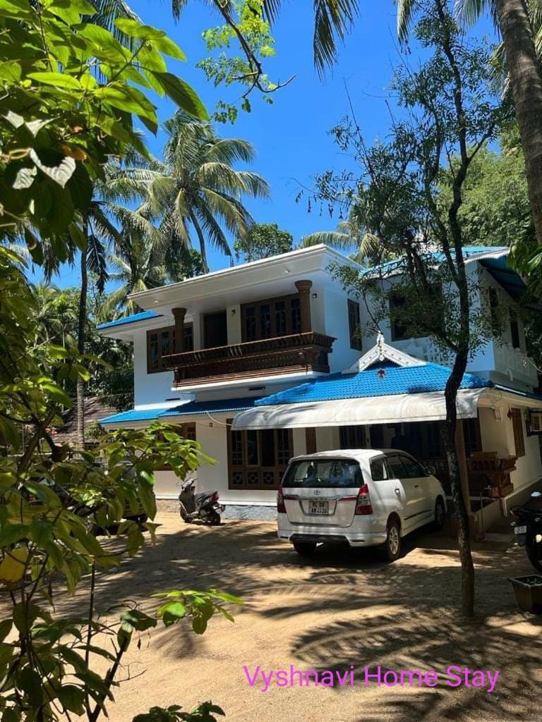 Vyshnavi Home Stay Thanniyam Bagian luar foto